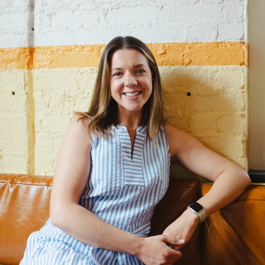 Carly Harris, Agent in  - Compass