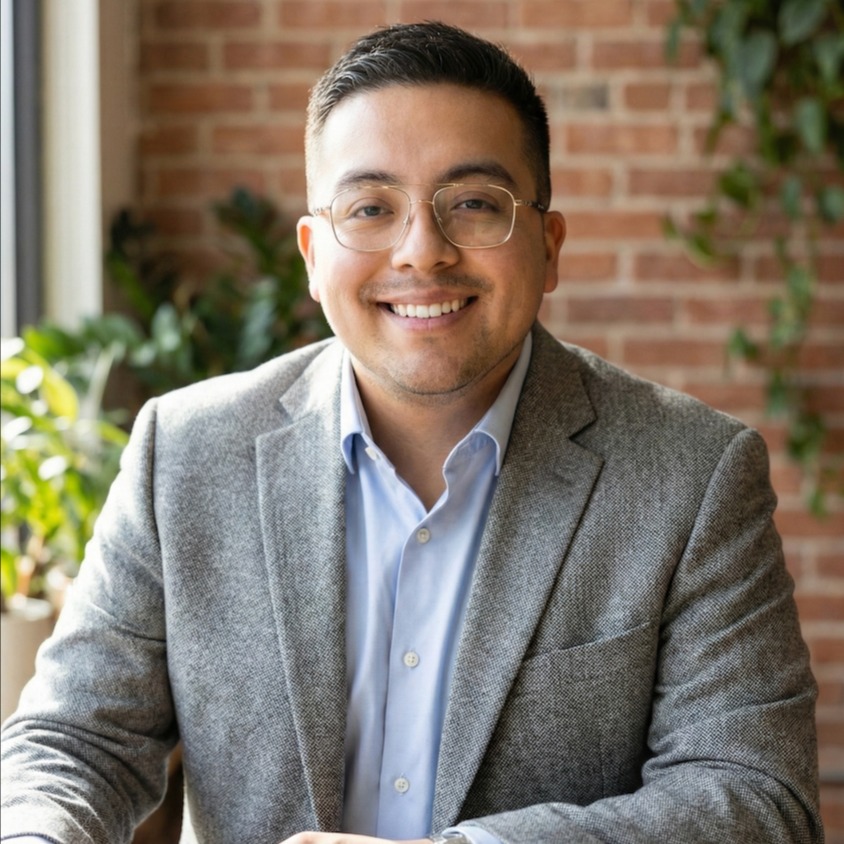 Headshot of Greg Gama