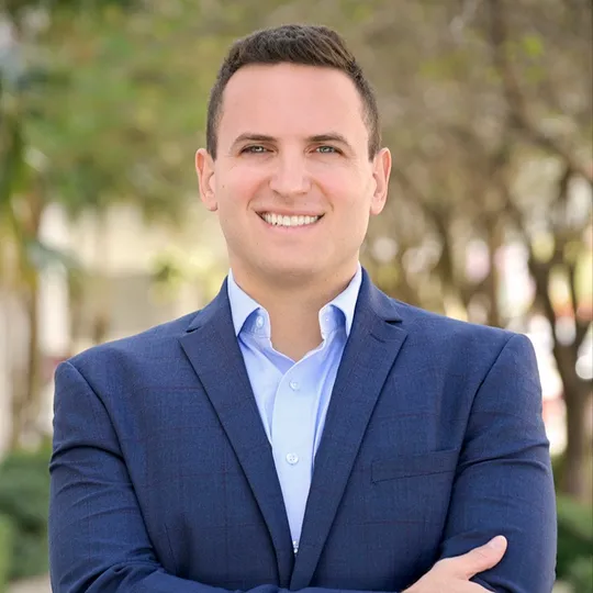 Eric Sanabria, Agent in  - Compass