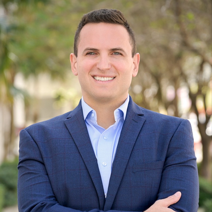 Headshot of Eric Sanabria