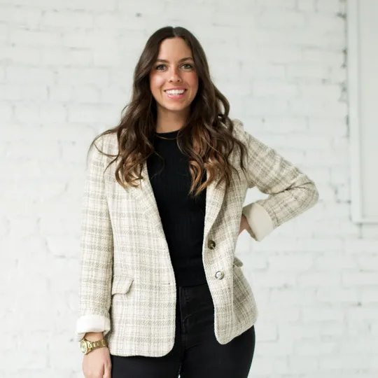 Jenelle McColm, Agent in  - Compass