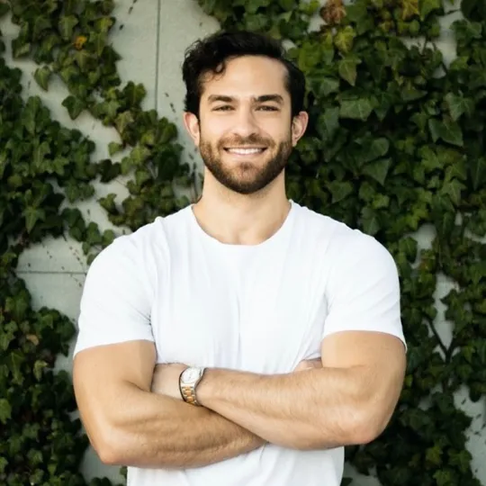 Ryan Tombul, Agent in  - Compass