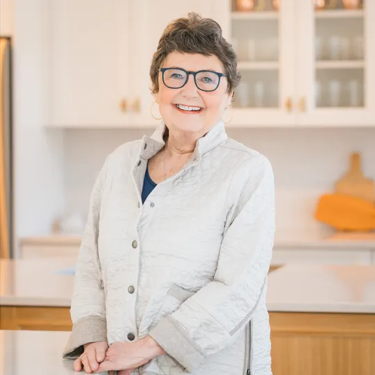 Suzanne Newton, Agent in  - Compass