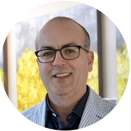 Sam Zerarka, Agent in  - Compass