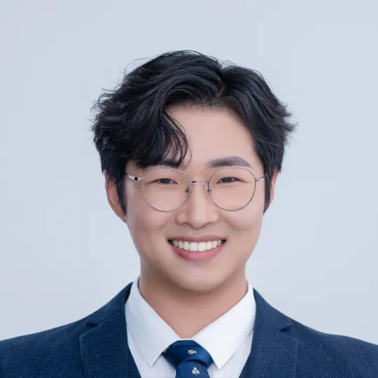 Allen Zhang, Agent in  - Compass
