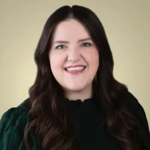 Michaela Axsom, Agent in  - Compass