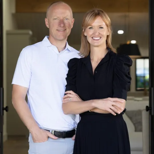 Martin Homes Team, Agent in  - Compass