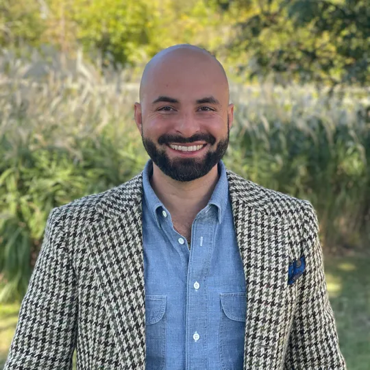 Geoffrey Serdar, Agent in  - Compass