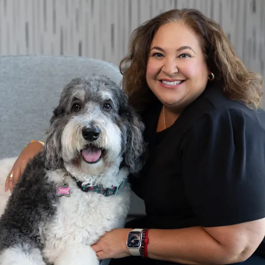 Elizabeth Aghassi, Agent in  - Compass