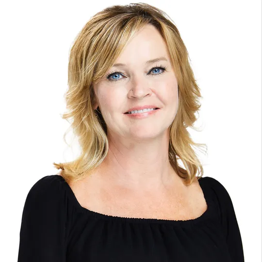 Shelly Hall, Agent in  - Compass