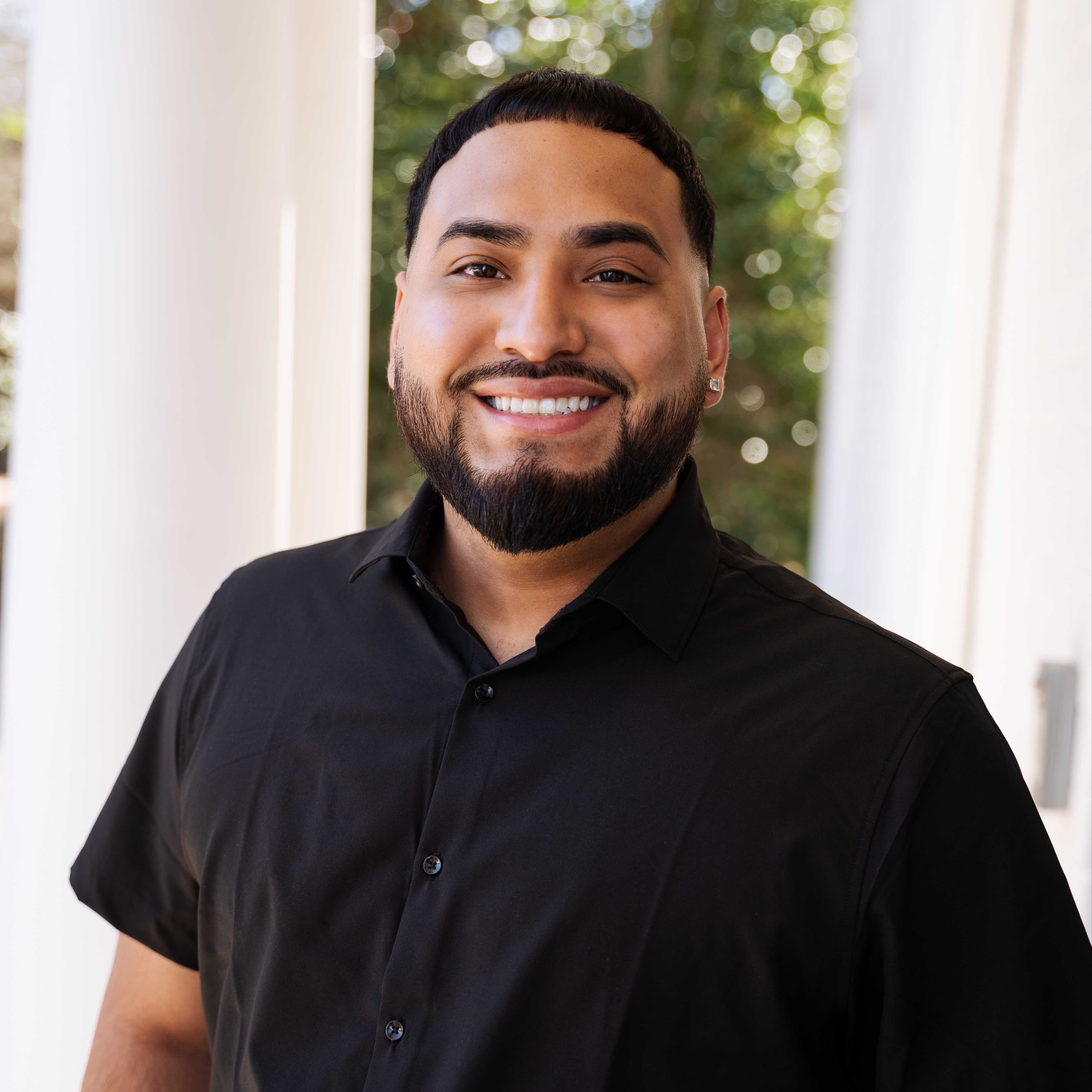 Headshot of Moises Duenez