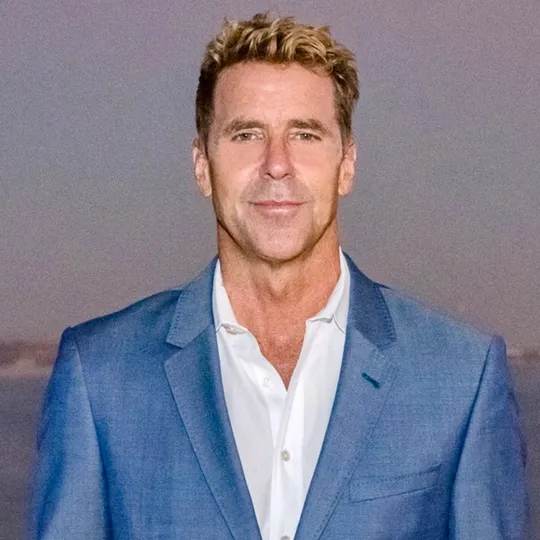 Craig Natvig, Agent in  - Compass