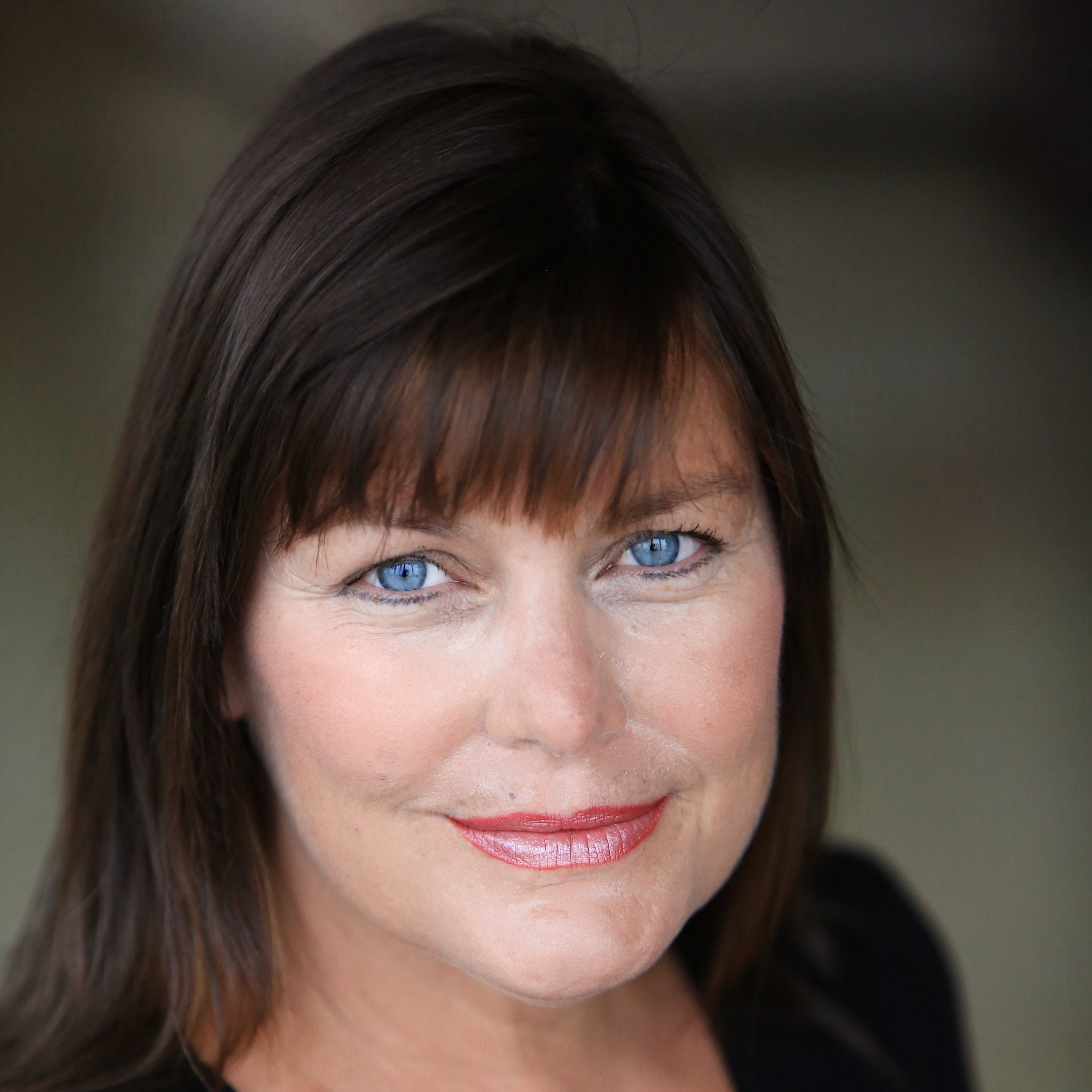 Headshot of Sandra Howe