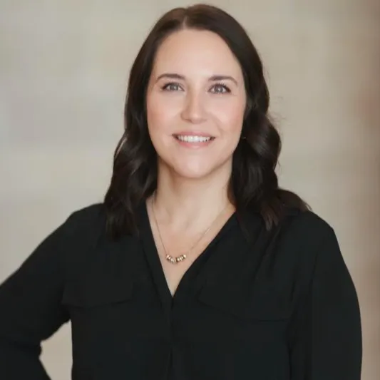 Ana DeMeglio, Agent in  - Compass