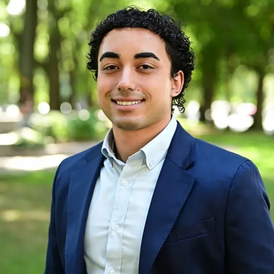 David Guzman, Agent in  - Compass