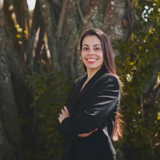 Beatriz Mercado, Agent in  - Compass