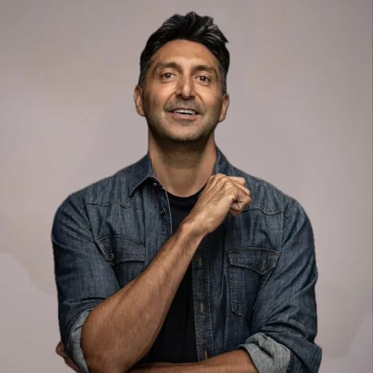 Patrick Moya, Agent in  - Compass