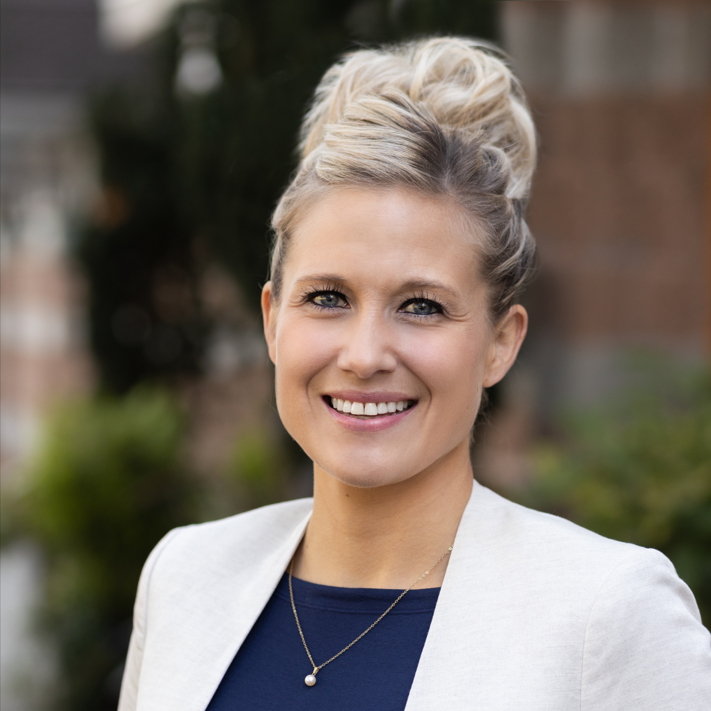 Headshot of Jackie Stokes