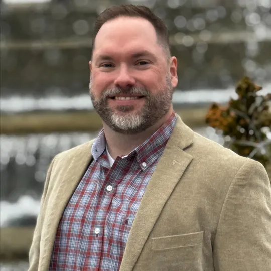 Adam Lloyd, Agent in  - Compass