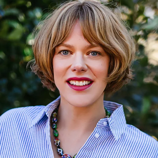 Samantha Greaves, Agent in  - Compass