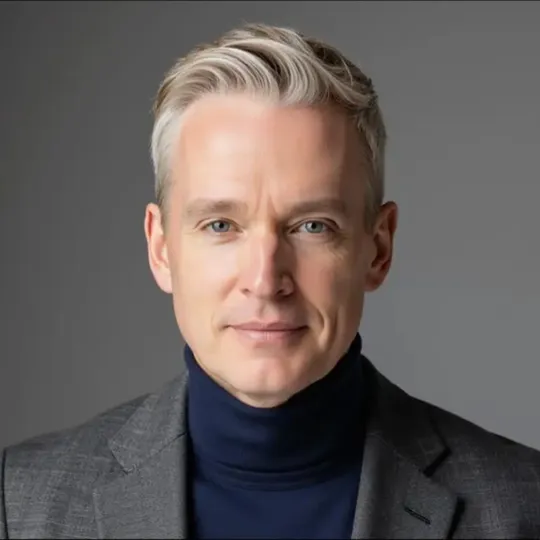 John Eric, Agent in  - Compass