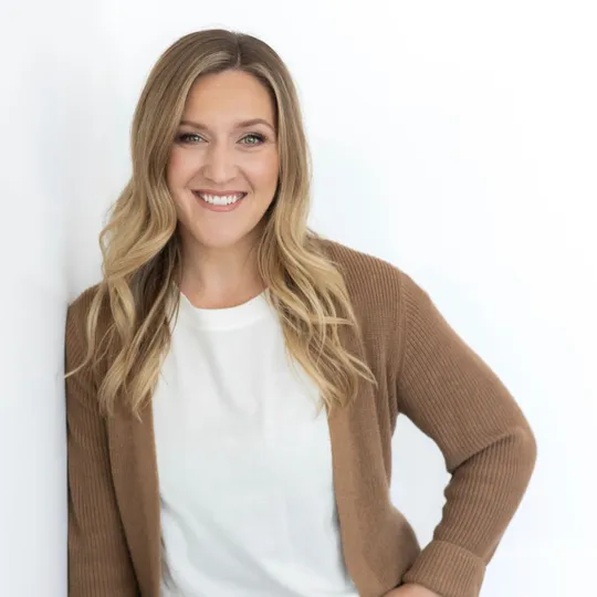 Torie Nagle, Agent in  - Compass