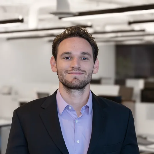 Serge Golota, Agent in  - Compass