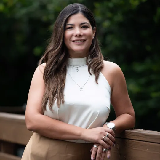 Celia Ruiz, Agent in  - Compass