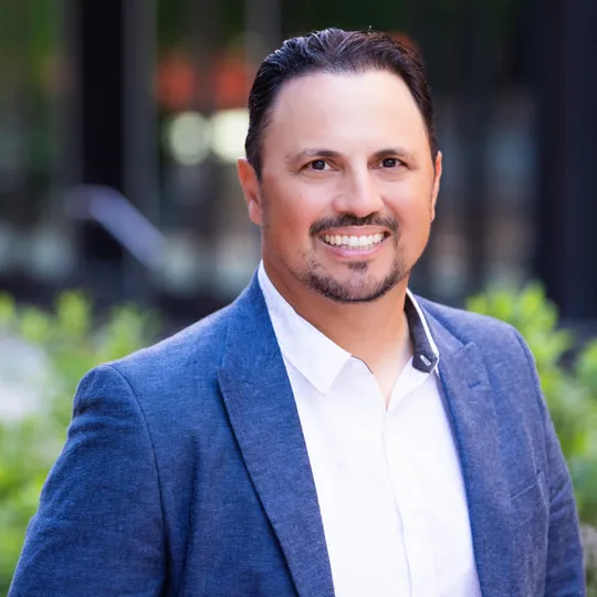 Jorge Vargas, Agent in  - Compass