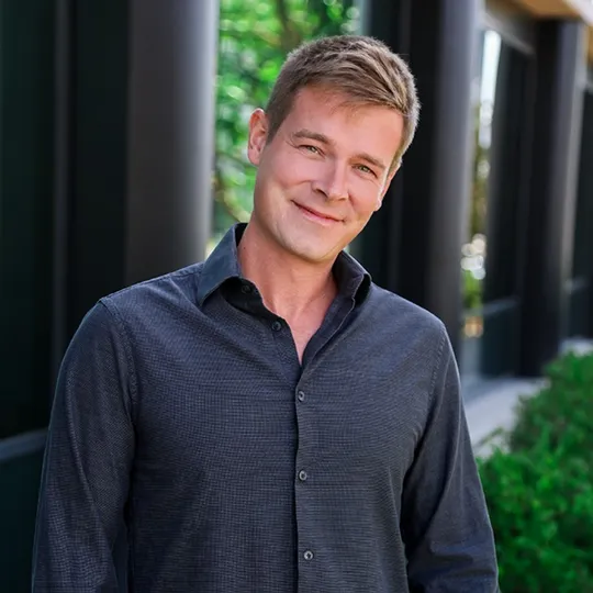 Ryan O'Leary, Agent in  - Compass