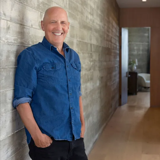 Paul Figueiredo, Agent in  - Compass