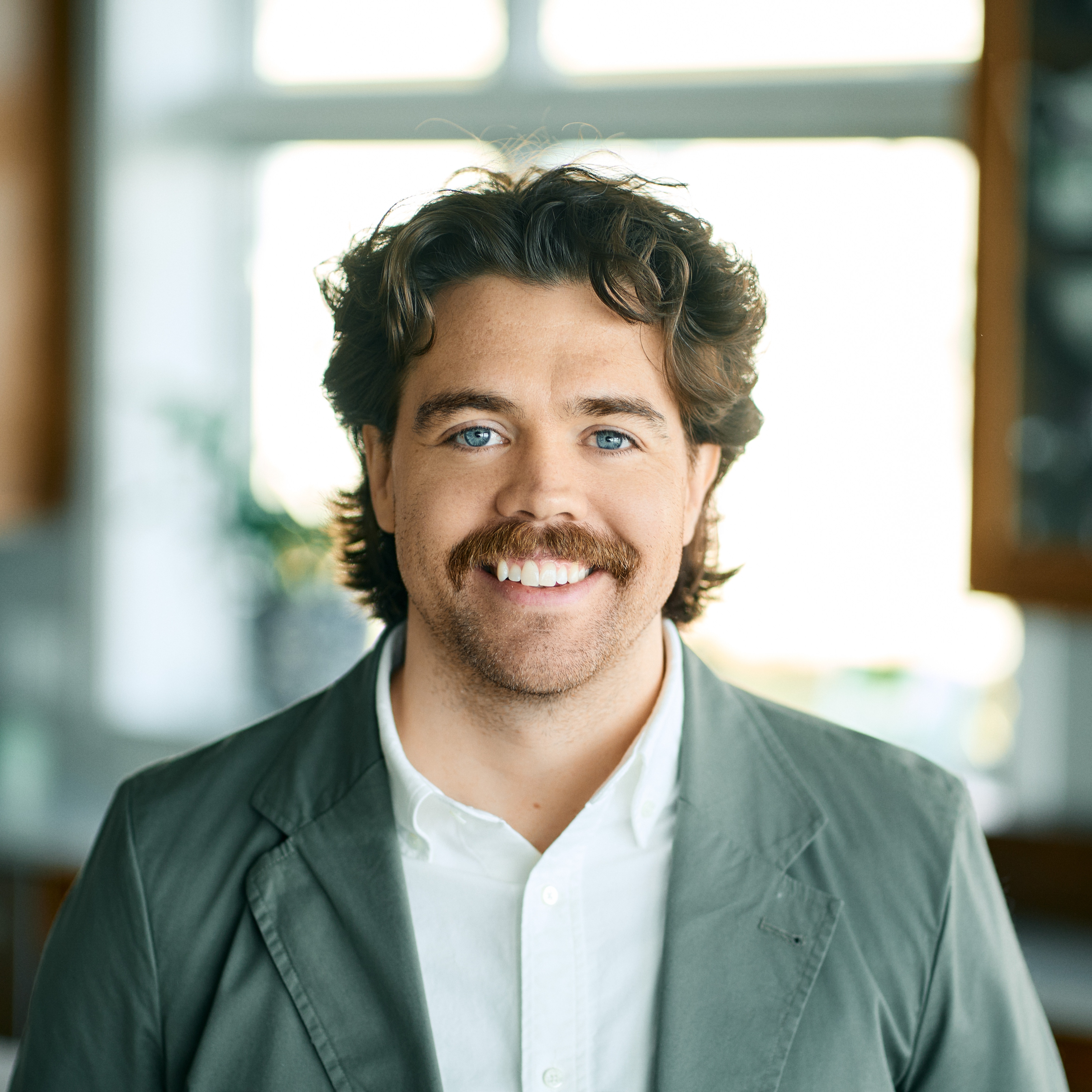 Headshot of George McLaughlin