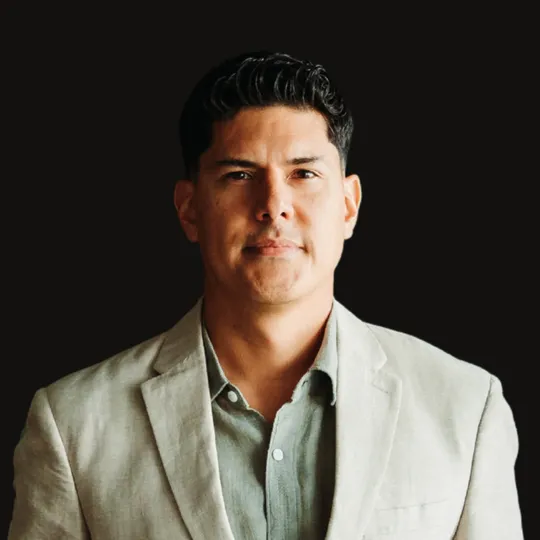 JR Sosa, Agent in  - Compass