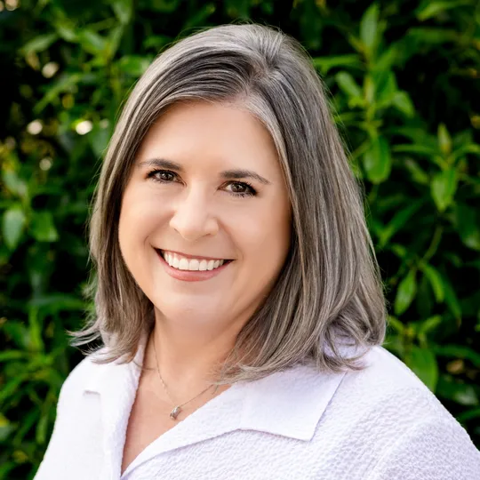 Lisa Forward, Agent in  - Compass