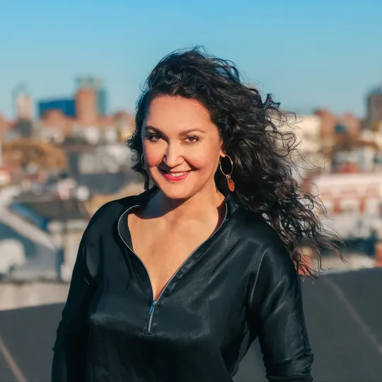 Cassandra Frank, Agent in  - Compass