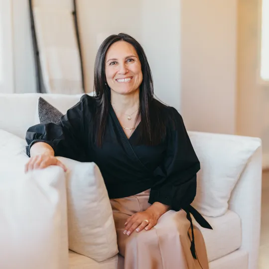 Rosie Smelcer, Agent in  - Compass