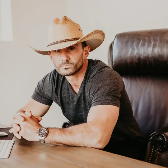 Tony Ford, Agent in  - Compass