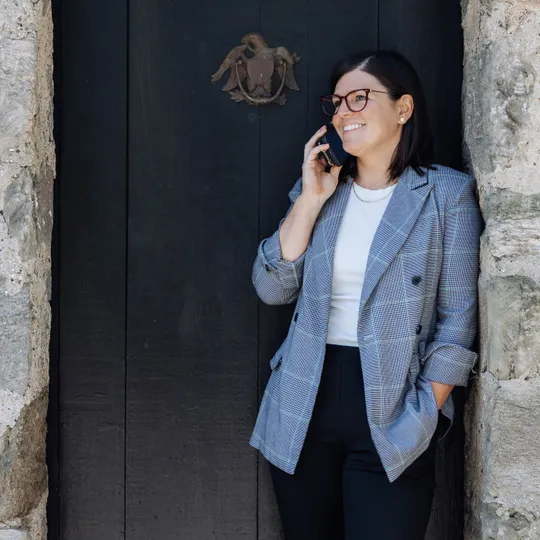 Alison Carey, Agent in  - Compass