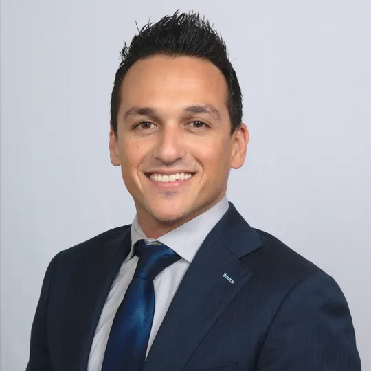 Javad Farjam, Agent in  - Compass