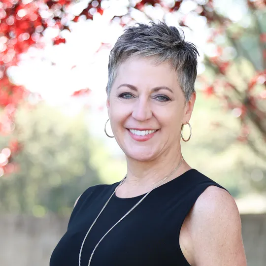 Angelé Price, Agent in  - Compass