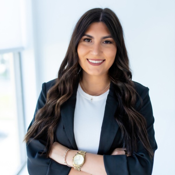 Headshot of Sydni Vanover