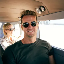 Derek Buse, Agent in  - Compass