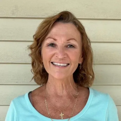 Lori Hahn, Agent in  - Compass