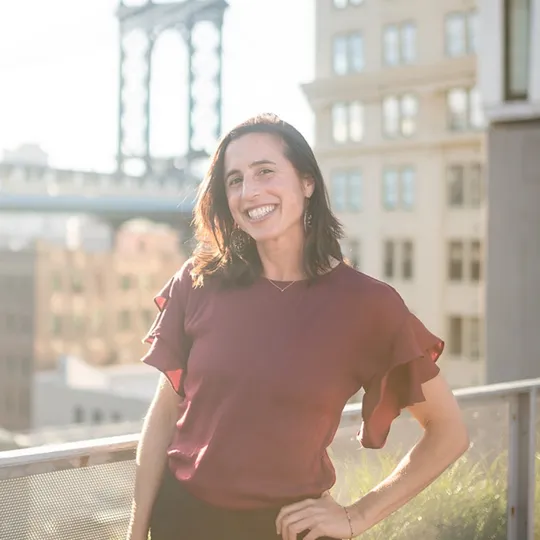 Danielle Lurie, Agent in  - Compass