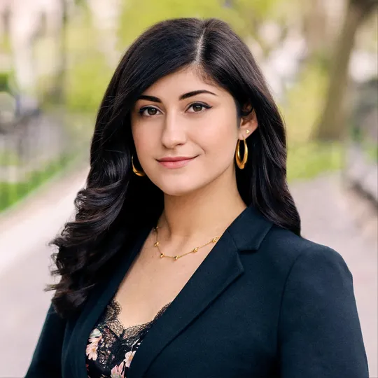 Lyndsey Casagrande, Agent in  - Compass