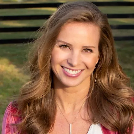 Claire Matthews, Agent in  - Compass