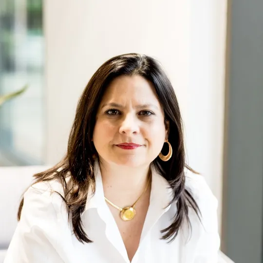 Lina Frankovich, Agent in  - Compass