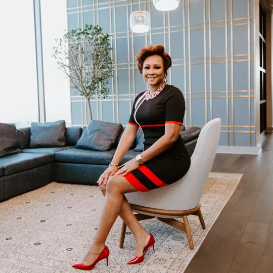 Yolanda Cox-Bey, Agent in  - Compass