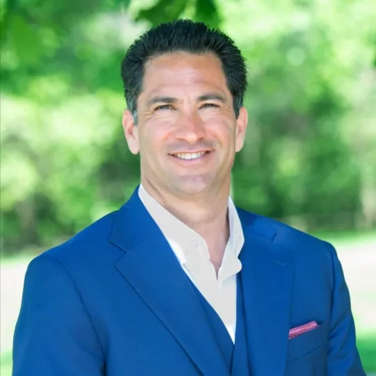 Isaac Franco, Agent in  - Compass