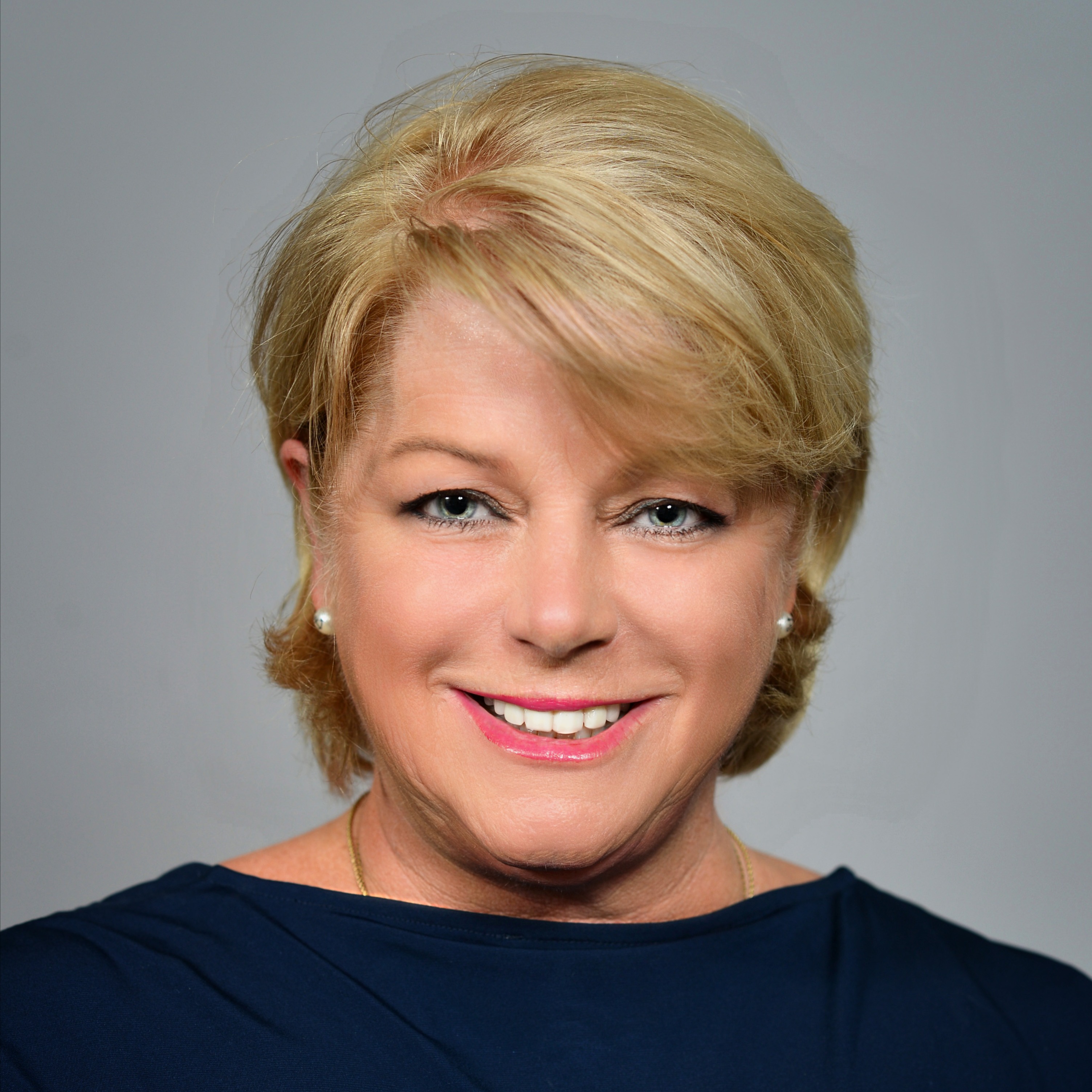 Headshot of Mandy Wachtler